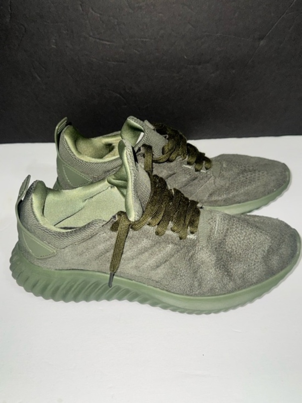Nike I Men’s I Olive Green Sneakers